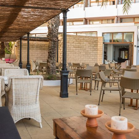 Hotel Tres Torres Santa Eularia des Riu Eksteriør billede