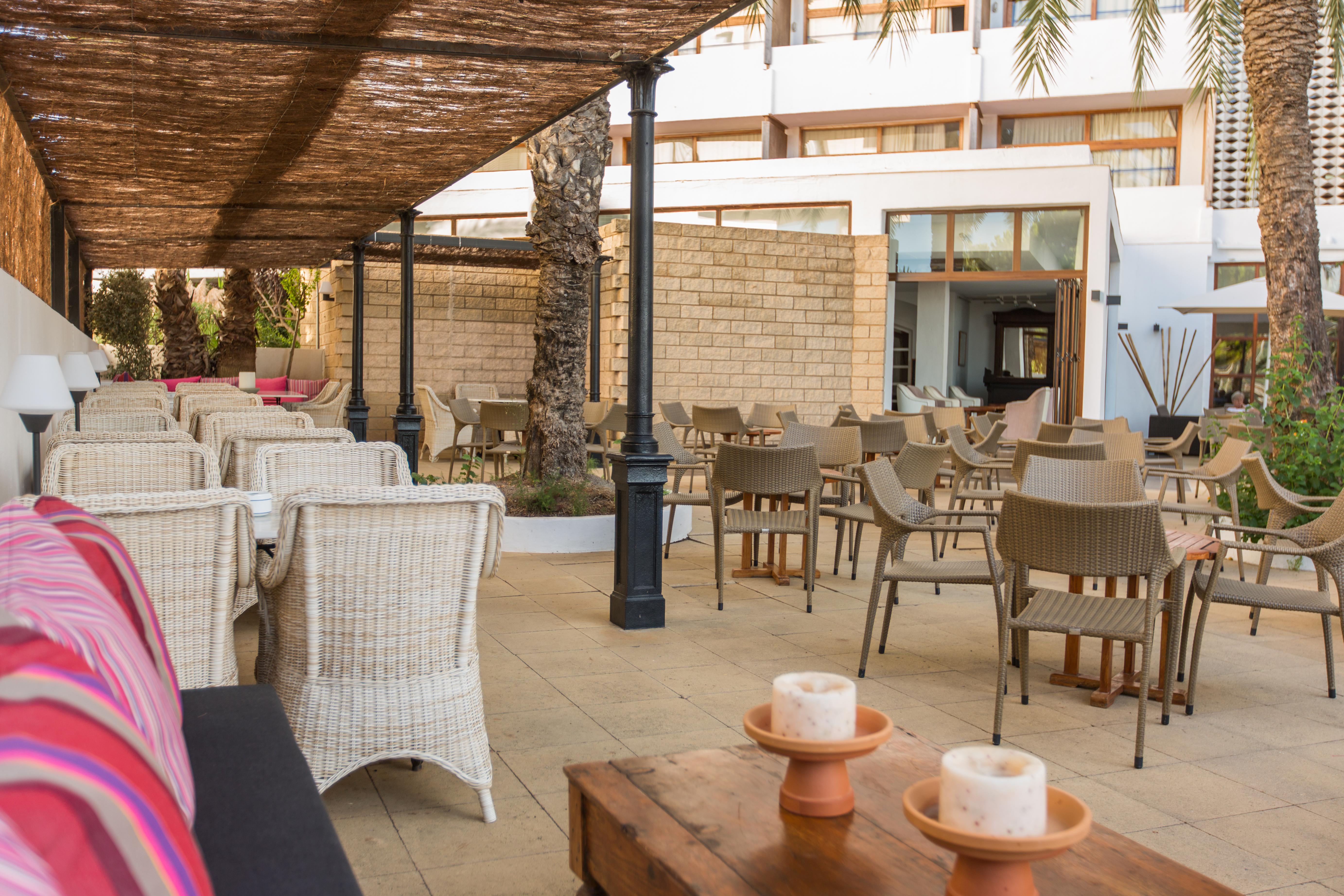 Hotel Tres Torres Santa Eularia des Riu Eksteriør billede