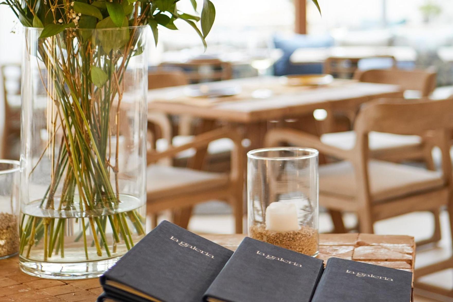 Hotel Tres Torres Santa Eularia des Riu Eksteriør billede
