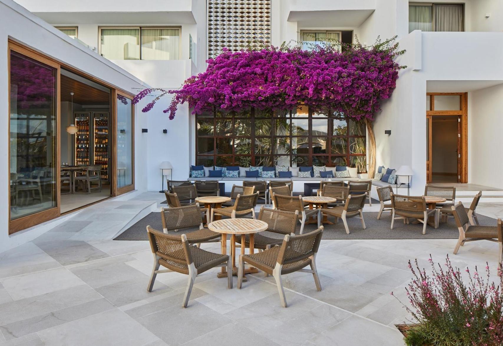 Hotel Tres Torres Santa Eularia des Riu Eksteriør billede
